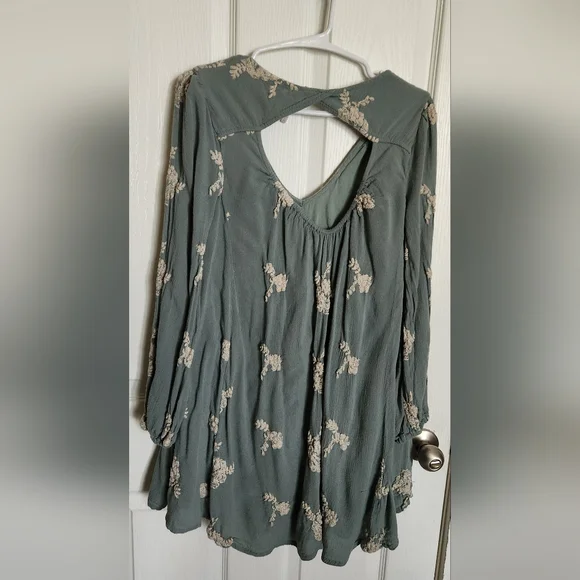 Free People Small Emmas Embroidery Sage Green Cocktail Dress Mini Long Sleeve - Picture 9 of 12